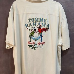 Tommy Bahama  rare original fit 100% silk